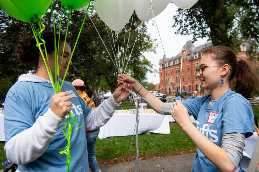 Tufts students volunteer at Tufts Community Day
